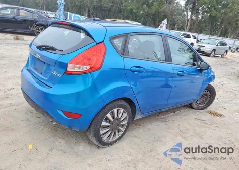2013 Ford Fiesta Se z USA, uszkodzony, nr VIN 3FADP4EJ9DM131801